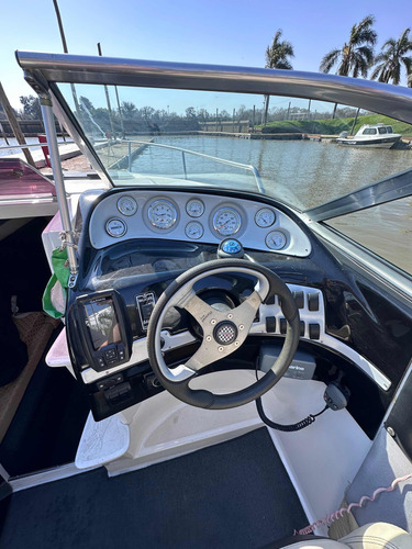 Permuto! Génesis 2350 C/mercruiser 220hp Inje- Day Cruiser