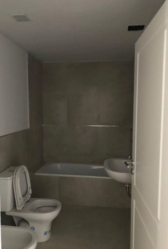 Imagen 11 de 26 de Departamento En Venta 4 Ambientes Recoleta