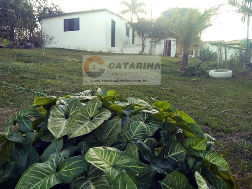Chácara Em Condomínio Fechado!