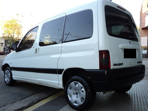 Peugeot Partner Patagonica 1.9d Full 2007 Muy Cuidada !!!