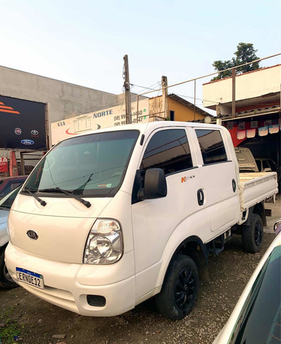 Imagem 2 de 5 de Kia Bongo 2011 2.7 Std 4x4 Rs Cab. Dupla C/ Carroceria 2p