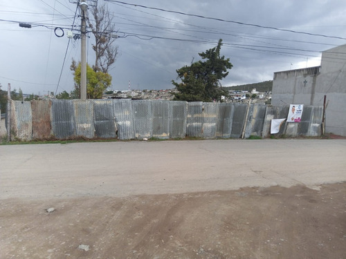 Se Vende Terreno Sobre Av, Dos Carlos En Fraccionamiento Pueblo Nuevo , Mineral De La Reforma ,