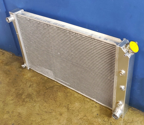Radiador Chevrolet Malibú C10 C30 Aluminio Completo