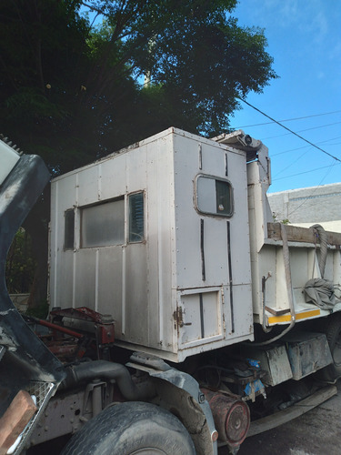 Ford 7.000 Y Cabina Dormitorio