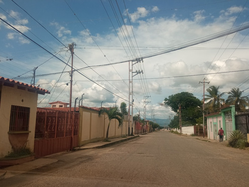 Imagen 3 de 23 de Casa En Venta En Cabudare, La Piedad, Urb. Nueva Con Pocas Viviendas. Inf. 0424-5337900,mls #22-8447, Nds 17