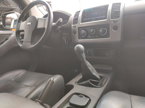 Nissan Frontier 2.5 SV ATTACK 4X4 CD TURBO ELETRONIC DIESEL 4P MANUAL