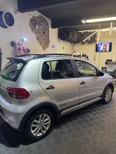 Volkswagen Fox 1.6 Track