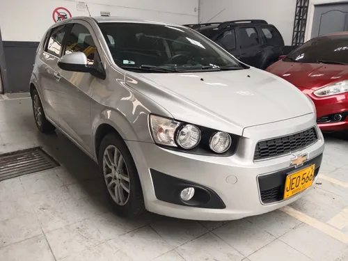 Chevrolet Sonic 1.6 Lt 5 p Automática