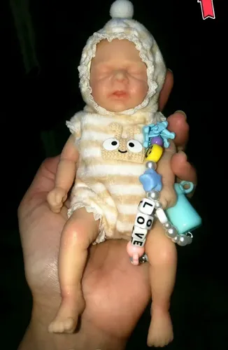 Mini bebé de silicona