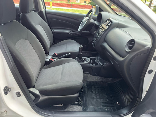Nissan Versa 1.6 Drive