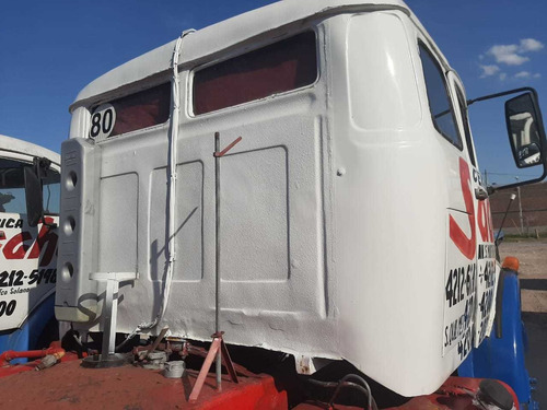Vendo Mercedes 1114 Inmaculado.+ Semirremolque 2 Ejes