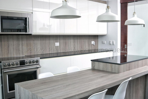 Penthouse En Un Diseño De Revista, Espectacular Clima, Inmejorable Oportunidad - Los Campitos // Luis Gomez // Mls #24-14389