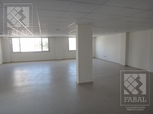 Imagen 4 de 12 de Oficina Alquiler Venta Centro, 120 M2