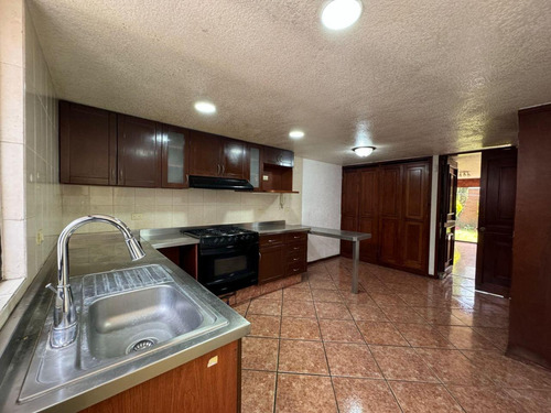 Casa En Renta A 1 Cuadra De Sam´s Metepec Y Galerías Metepec
