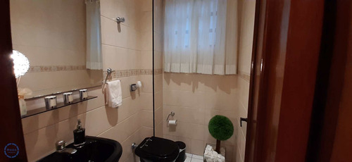 Casa Com 3 Dorms, Embaré, Santos - R$ 750 Mil, Cod: 18317 - V18317