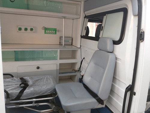 Imagem 10 de 14 de Mercedes Sprinter 313 313 Curta Teto Baixo