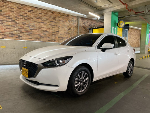 Imagen 1 de 25 de Mazda 2 Sedan