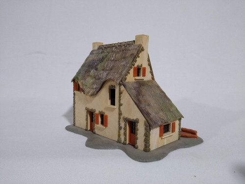 Imagen 2 de 10 de Nico Chalet De Campo Techo Ingles 12x9x9 Faller H0 (cch 163)