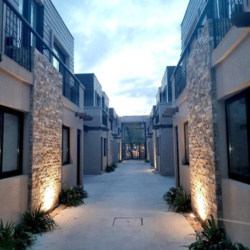 Imagen 2 de 9 de Duplex En Venta En Lujan Centro