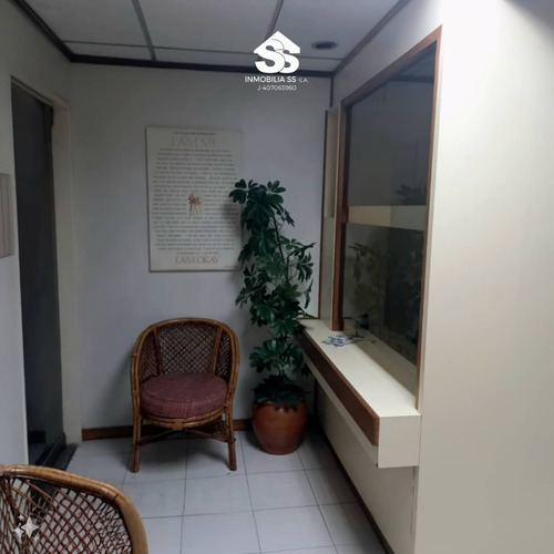 Consultorio Oficina En Alquiler - San Bernandino, Caracas - Centro Profesional Caracas, Hospital Clinica Caracas