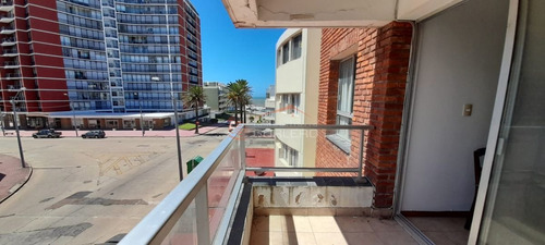 Imagen 1 de 11 de Apartamento En Venta Con Garage En Punta Del Este, Península