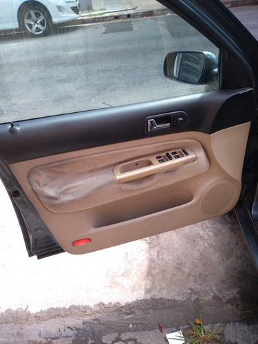 Volkswagen Golf 1.6 Conceptline 2001