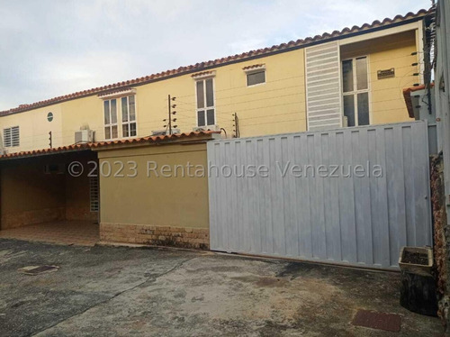 Casa (1 Nivel) En Venta En La Rosaleda, Lara/*/ Cesar Bullones Vende/*/