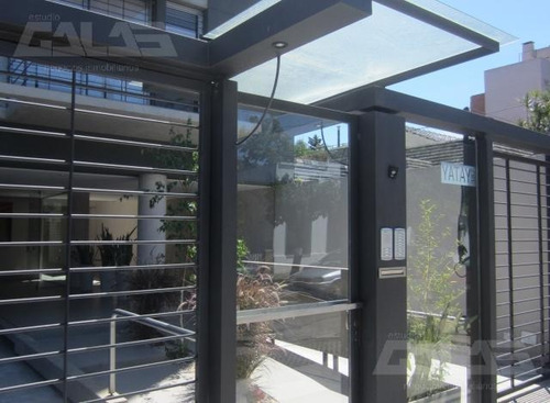 Imagen 5 de 25 de Amplio Duplex De 2 Ambientes En Excelente Ubicación De Morón