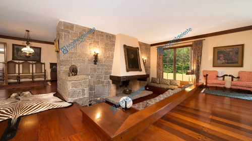 Mansion En El Golf
