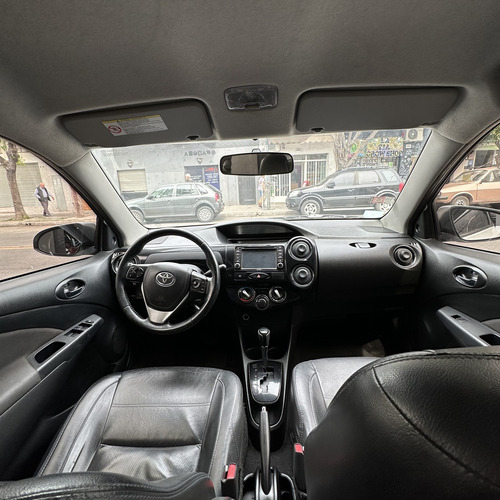 Toyota Etios 1.5 Platinum At
