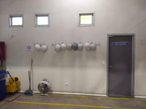 Amplia Bodega En Condominio De Bodegas A Pasos De Vespucio