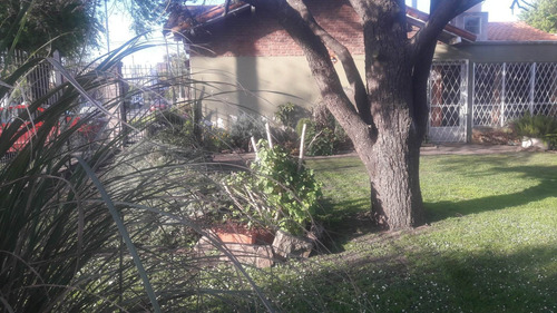 Imagen 6 de 30 de Chalet 4 Ambiente - Blas Parera 900. 530540