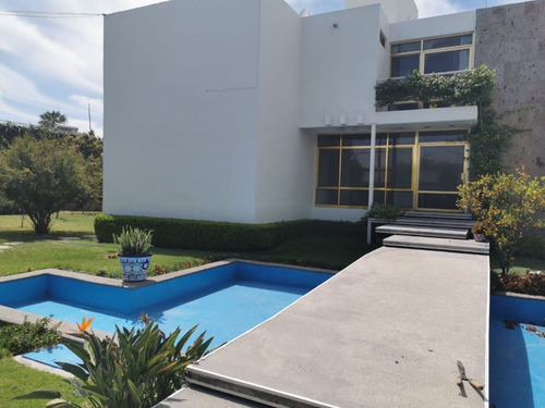 Casatuya, Casa En Renta En Jardines De Aguascalientes, Ideal