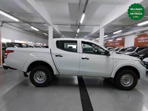 Mitsubishi L200 Triton 2.4 16V TURBO DIESEL GL CD 4X4 MANUAL