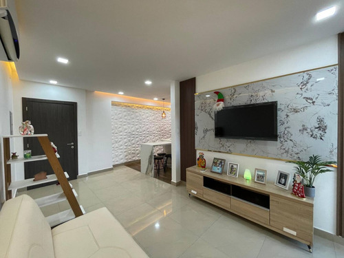 Se Vende Hermoso Apartamento Urb. Las Chimeneas Valencia Rr 285109