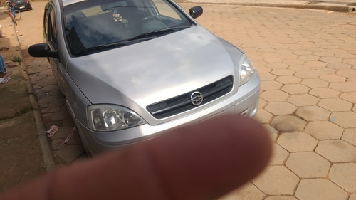Imagem 4 de 9 de Chevrolet Corsa 2003 1.0 5p