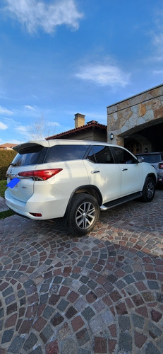 Imagen 13 de 17 de Toyota Sw4 2019 2.8 Srx 177cv 4x4 7as At