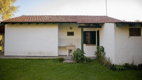 Imagen 11 de 19 de Casa Con Posibilidad De Subdividir En Dos Lotes En La Araucaria, Lobos