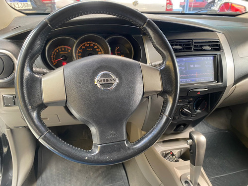 Nissan Livina 1.8 Sl Flex Aut. 5p
