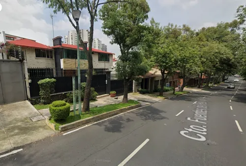 Se Vende Casa Excelente Ubicación!!! Cto. Fuentes Del Pedregal 159, Fuentes Del Pedregal, Tlalpan, 14140 !!!!!remates Hipotecarios