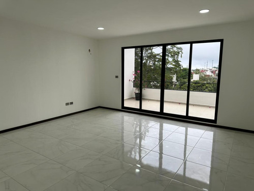 Casa En Venta En Morada Del Quetzal (tres Pasos), Emiliano Zapata, Veracruz De Ignacio De La Llave C.p. 91637