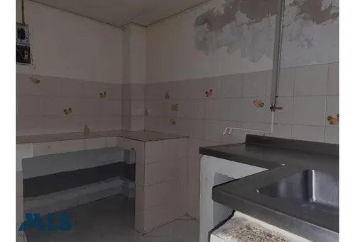 Buena Ubicación(mls#253704)