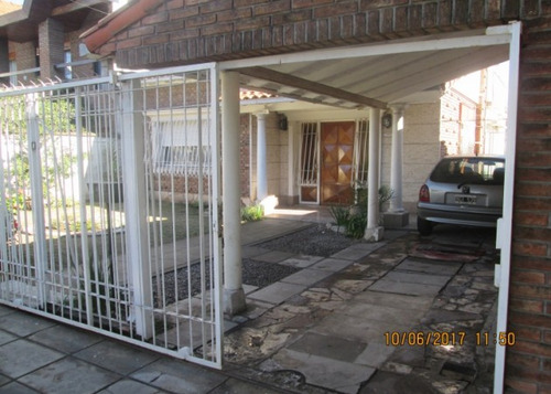 Castelar Norte Atención !!! Se Bajo El Valor De U$s 240.000 A U$s 225.000 Permuta En Menor Valor