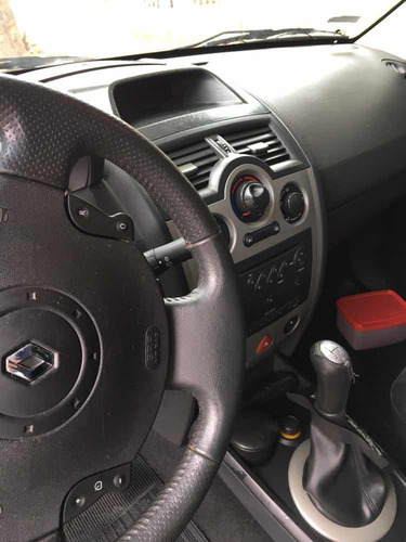 Renault Megane Grand Tour 1.6 Dynamique Hi-flex 5p 2009