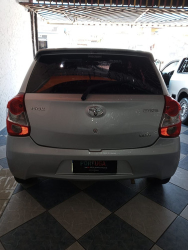 Imagem 6 de 15 de Toyota Etios Oportunidade!!!