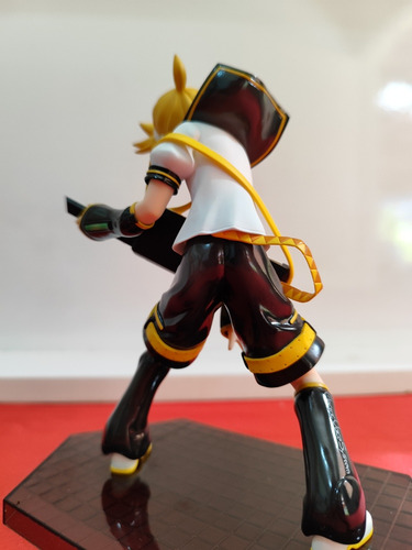 2 Figures Vocaloid - Kagamine Rin E Len (good Smile Company)