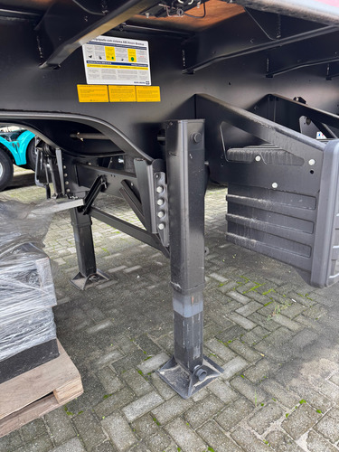 Carreta 4 Eixos Graneleiro 2024 Com Pneus Semi Novos
