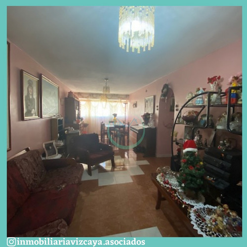 Imagen 2 de 10 de Apartamento En Venta En El Centro De Caracas