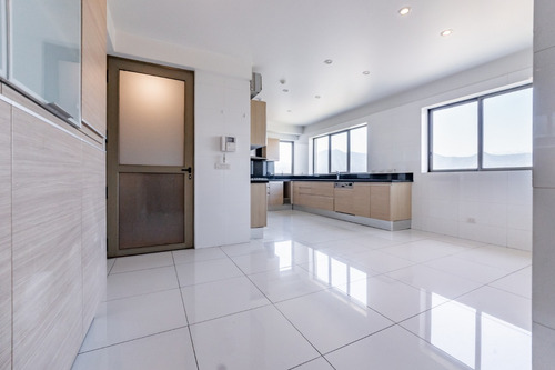 Exclusivo Edificio - Embajadas Empresas - Nuevo Valor Oferta