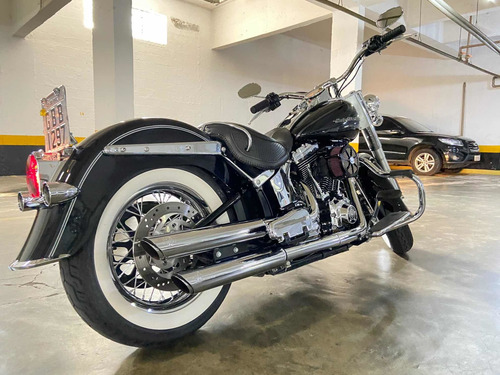 Harley Davidson Softail Deluxe